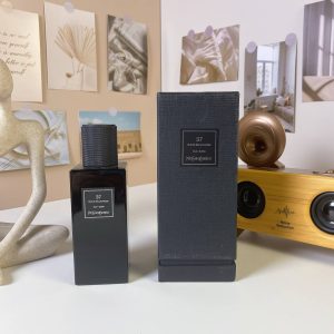 37 Rue De Bellechasse Perfume (1)