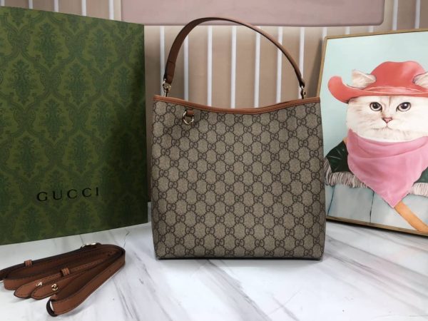 GG Emblem medium bucket bag brown