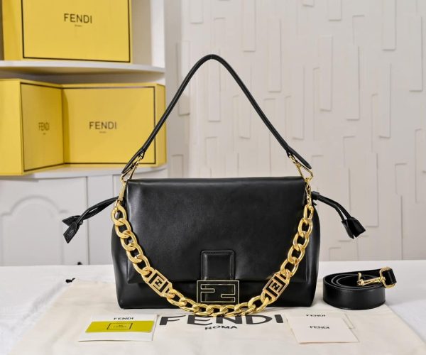 Mamma Baguette M/L with Chain black