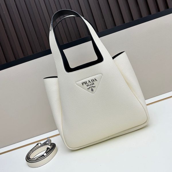 Small leather tote bag white