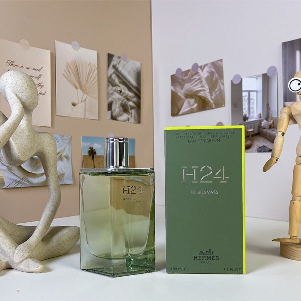 Hermes H24 Herbes Vives Eau de parfum 100ml