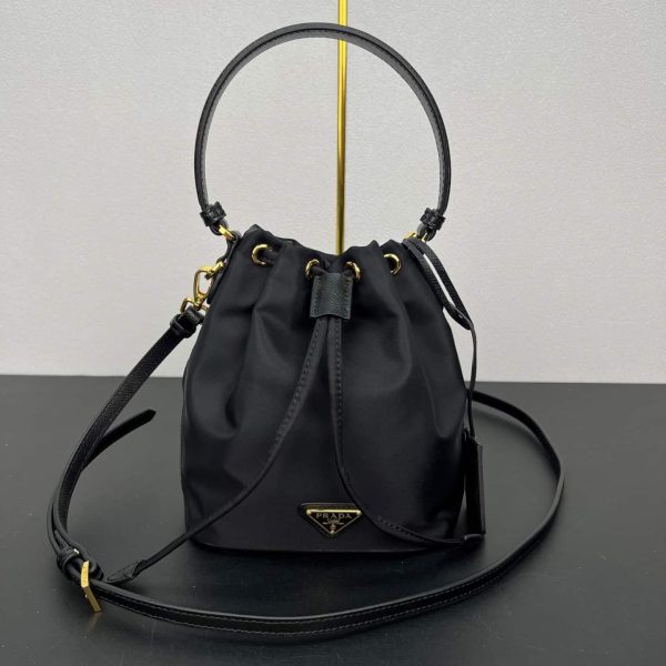Re-Edition 1978 Re-Nylon mini-bag