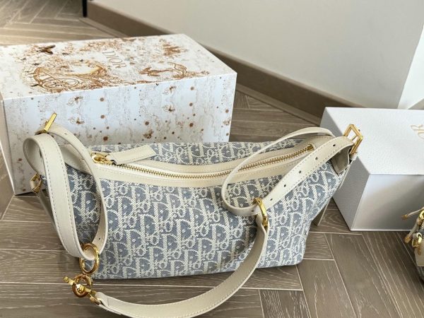 Small D-Journey Bag beige