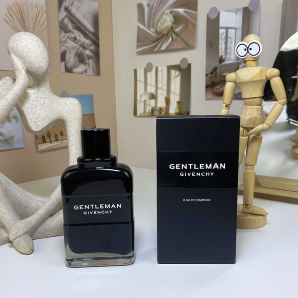 Gentleman Givenchy Eau De Parfum 100ml