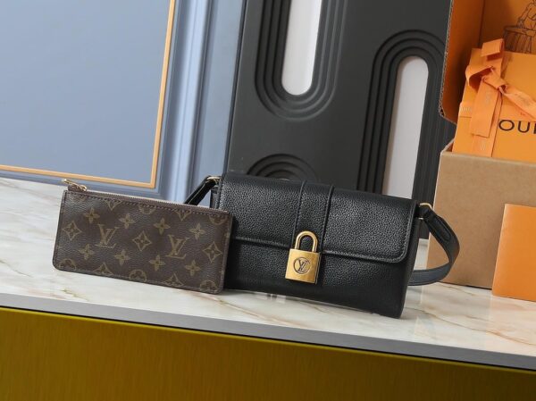 Wallet On Chain Low Key Black