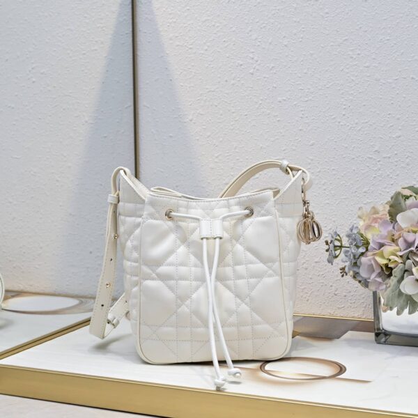 Small D-Motion Bag (10)